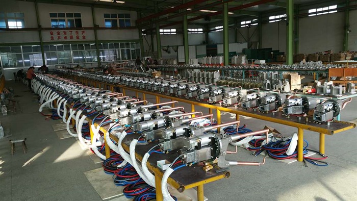 為黃海汽車提供的一體化焊槍